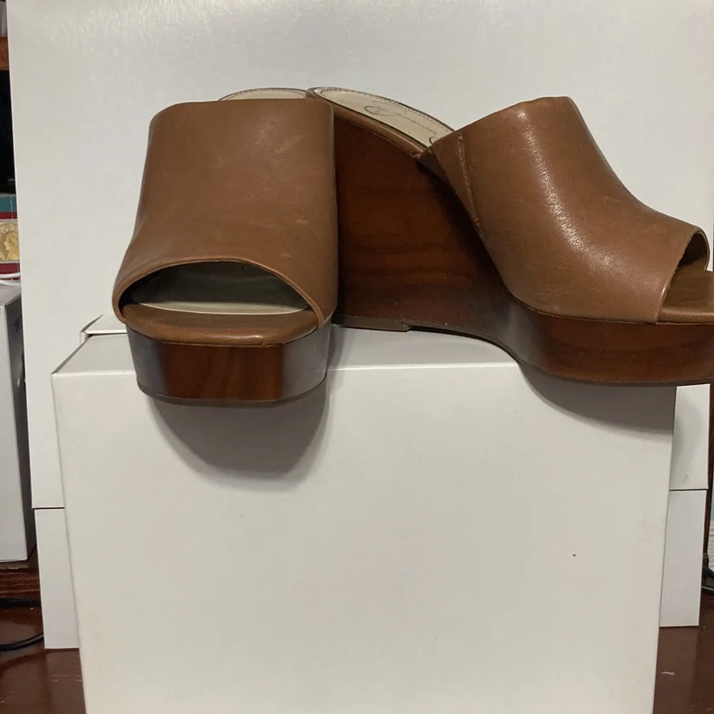 Jessica Simpson - Picture 3 of 5